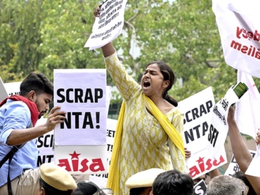 IMG_STUDENT_PROTEST_ON_N_2_1_0FD434TF